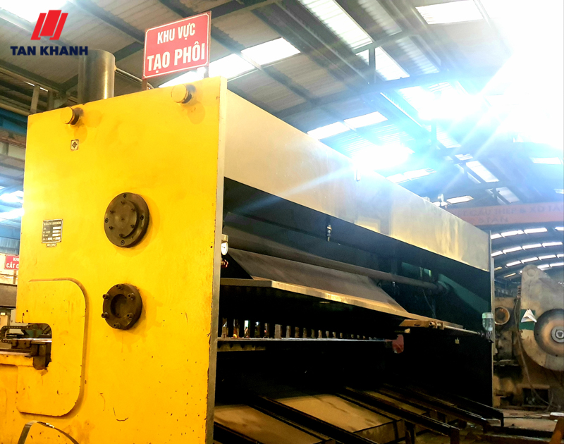 Chế tạo thiết bị nâng hạ