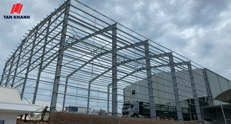 Xây dựng công trình dân dụng, công nghiệp